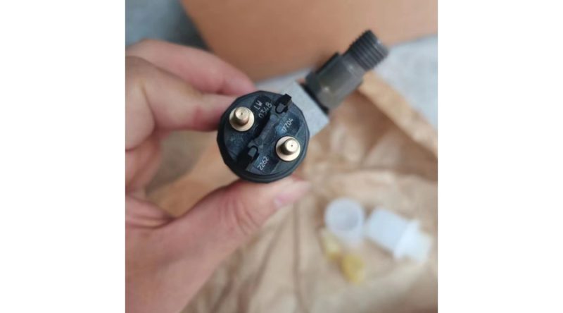 371-3974 Common Rail Fuel Injector for Caterpillar C7.1 Engine - Image 2