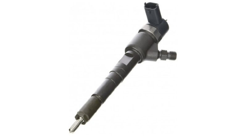 Diesel fuel injector 0445110423 for engine model A20DT - Image 2